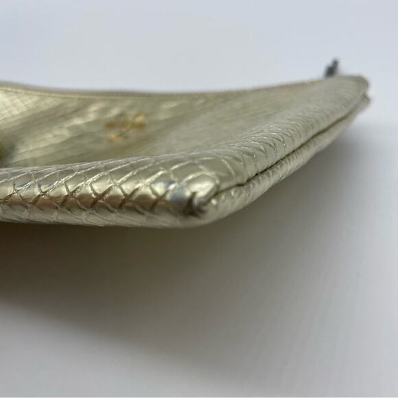 Victoria’s Secret Gold Snake Skin‎ Print Pouch - Picture 9 of 10